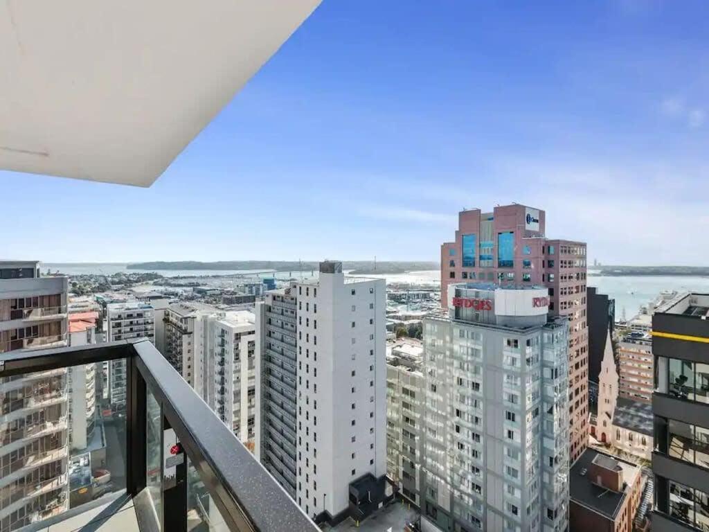 Just Opposite To Sky Tower , 2 Bed 2 Bath In Cbd Διαμέρισμα Όκλαντ Εξωτερικό φωτογραφία